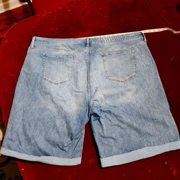 NWOT ... St. John's Bay Jeans Shorts - Picture 6 of 9